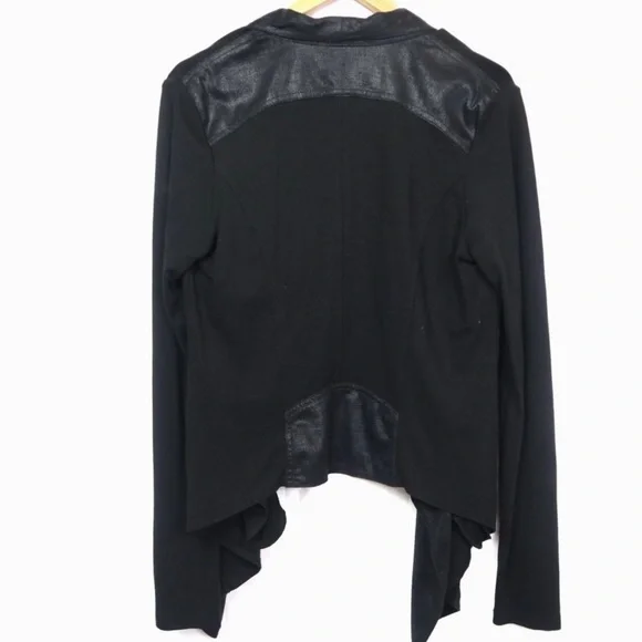 Cabi Owens Waterfall Jacket RARE FIND - Picture 2 of 5